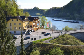 Gasthof zur Donaubrücke, Ardagger Markt, Österreich, Ardagger Markt, Österreich